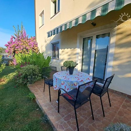 Bozica House With Apartments Murine Exterior foto